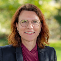 Dr. med. Doris Straus